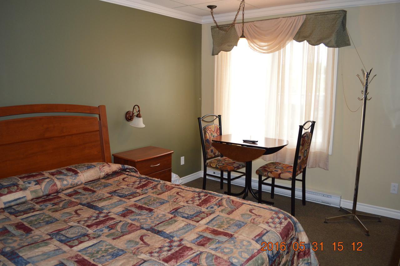 Motel-Auberge Helene Victoriaville Dış mekan fotoğraf