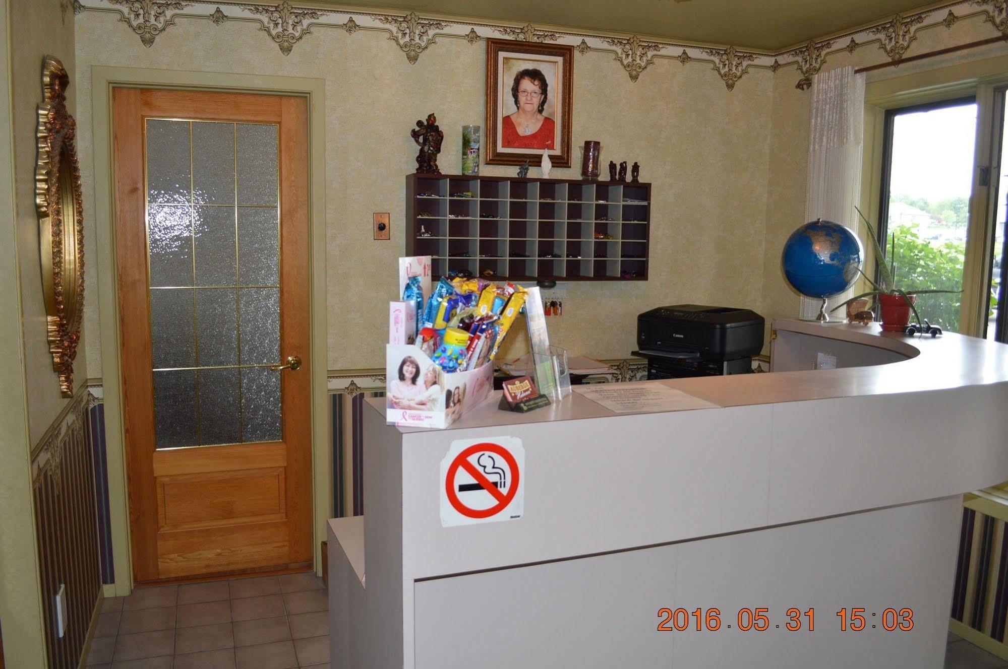 Motel-Auberge Helene Victoriaville Dış mekan fotoğraf