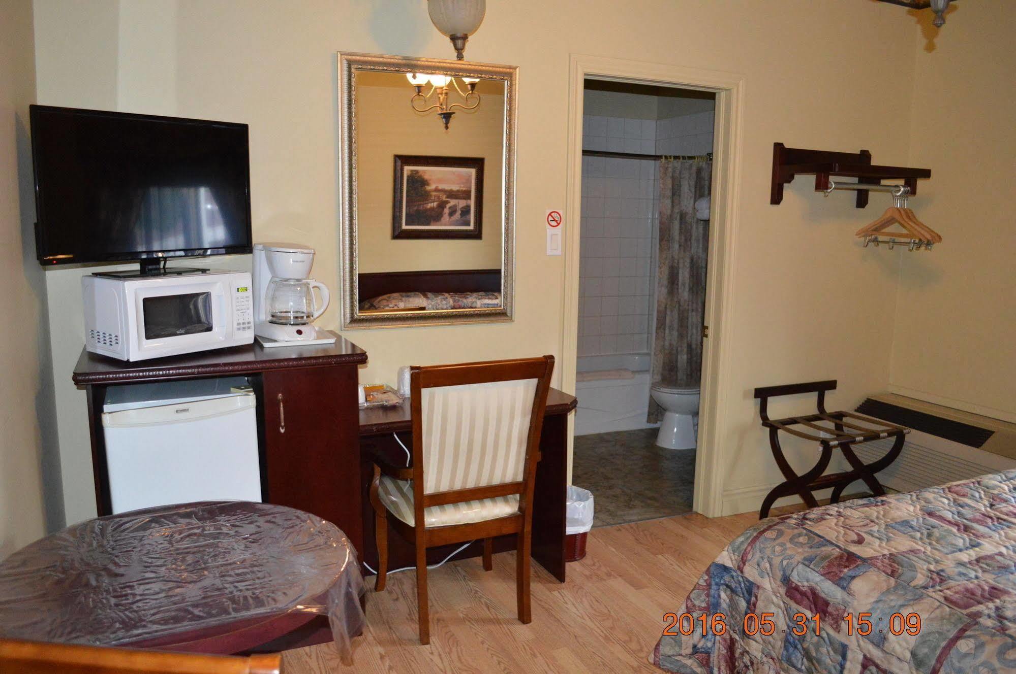 Motel-Auberge Helene Victoriaville Dış mekan fotoğraf